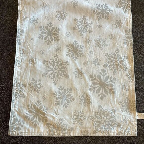 Martha Stewart Collection Table Runner white with Silver stars 14”x68” - Picture 2 of 6